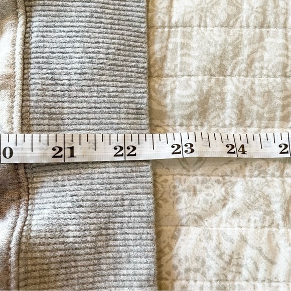 Aerie Grey Brown Camo Camouflage Lightweight Sweatshirt Small - Picture 8 of 8